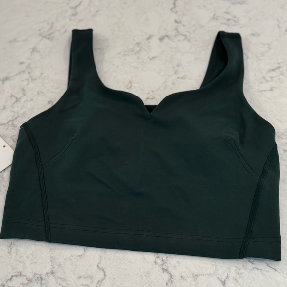 lululemon athletica Tops - NWT Lululemon Wunder Train Sweetheart, size 6